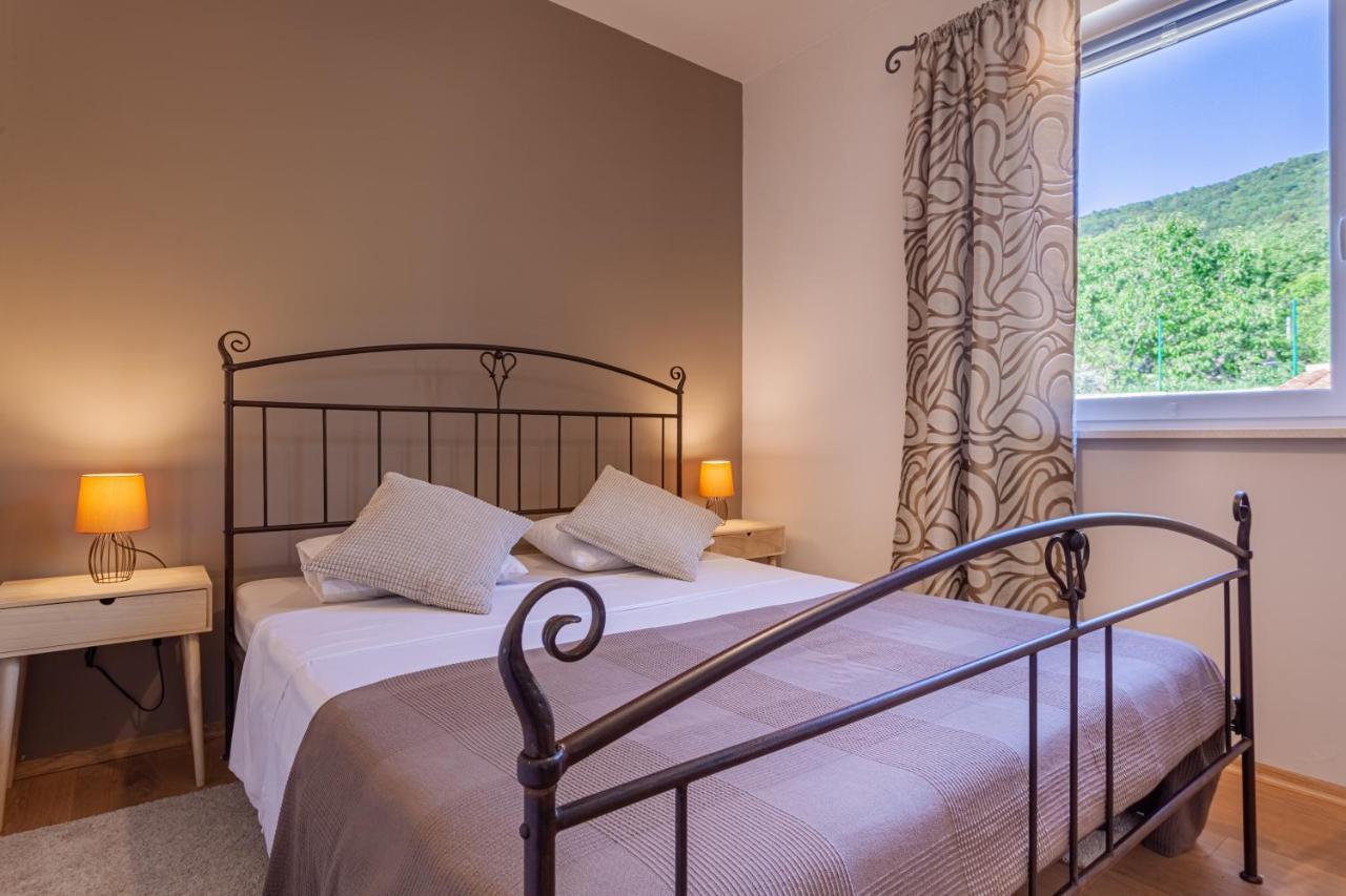 Leni Appartement Cres